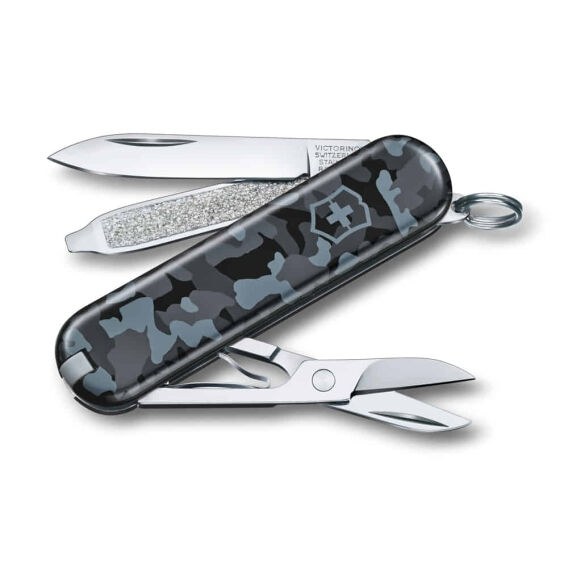 Victorinox 0.6223.942 Klasik 58 MM Lacivert Kamuflaj Çakı - 1